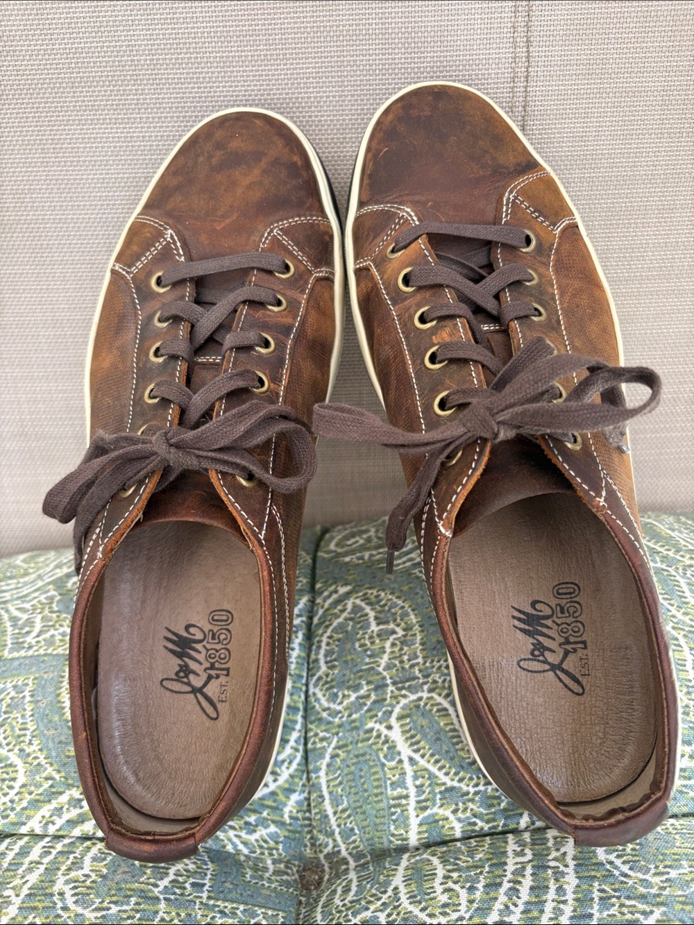 Mens Casual Brown Leather Lace-Up Sneakers
